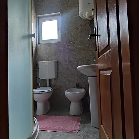 Dobra Apartment