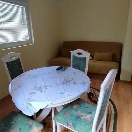 Dobra Apartment *